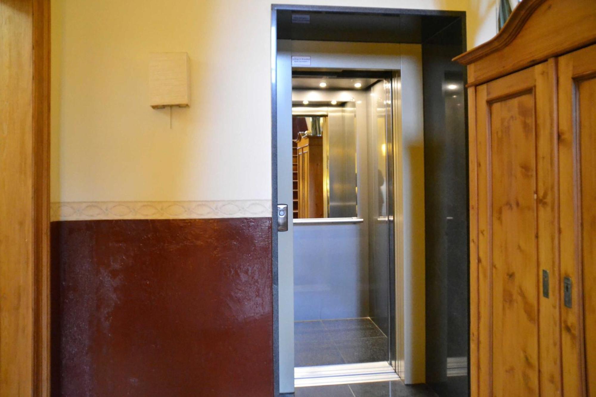 Hermann Hotel Bar Guben Exterior photo